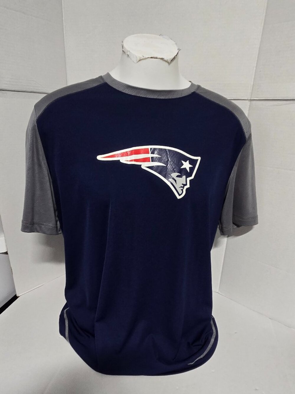 New England Patriots NFL TX3 Cool Performance Shirt Men XL Navy Grey